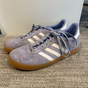 Light blue Adidas Gazelles (Women's)